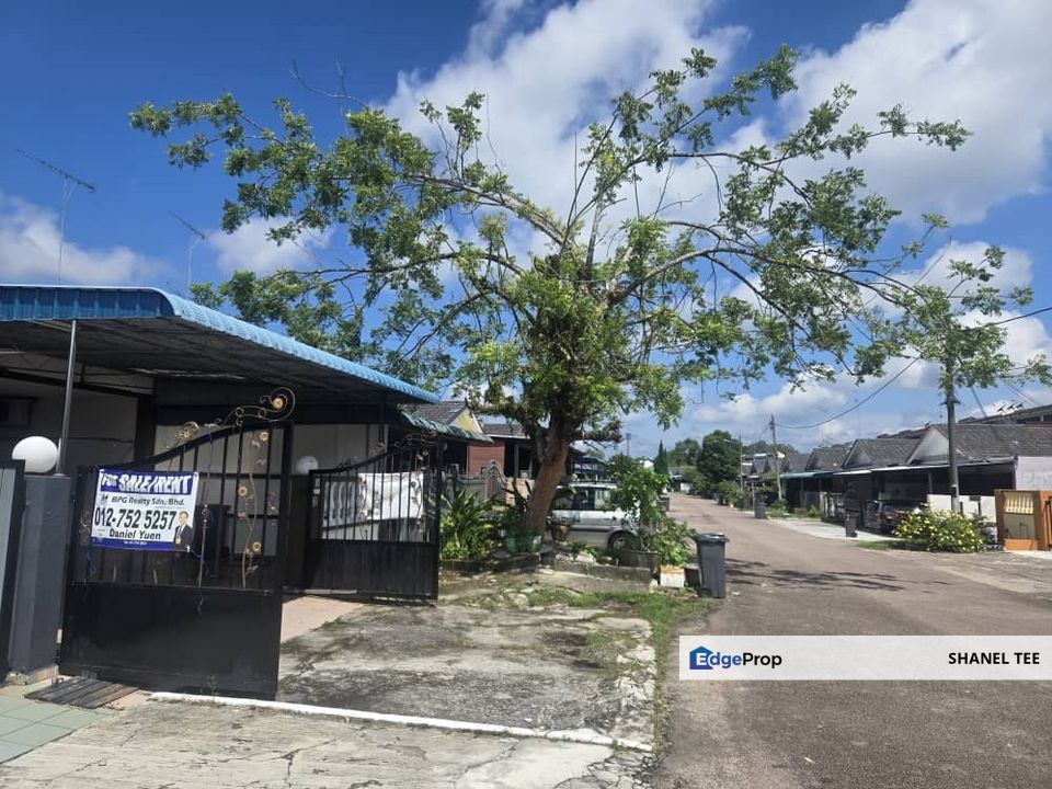 Taman Sri Kluang Single Storey House For Sale, Johor, Kluang