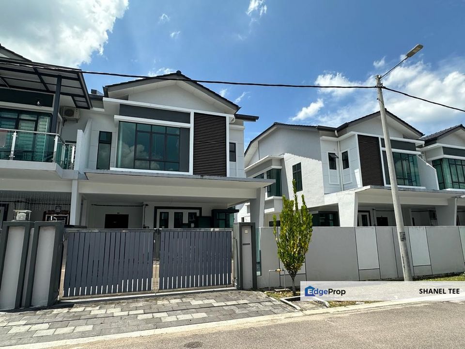 Taman Tasik Indah Kluang Double Storey Terrace House For Sale, Johor, Kluang