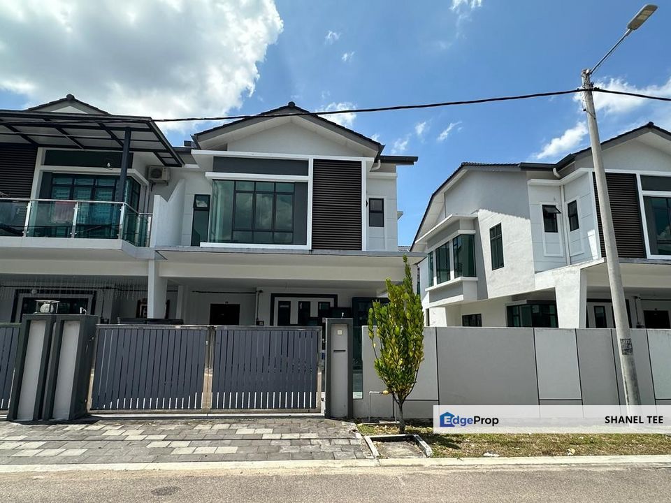 Taman Tasik Indah Kluang Double Storey Terrace House For Sale, Johor, Kluang
