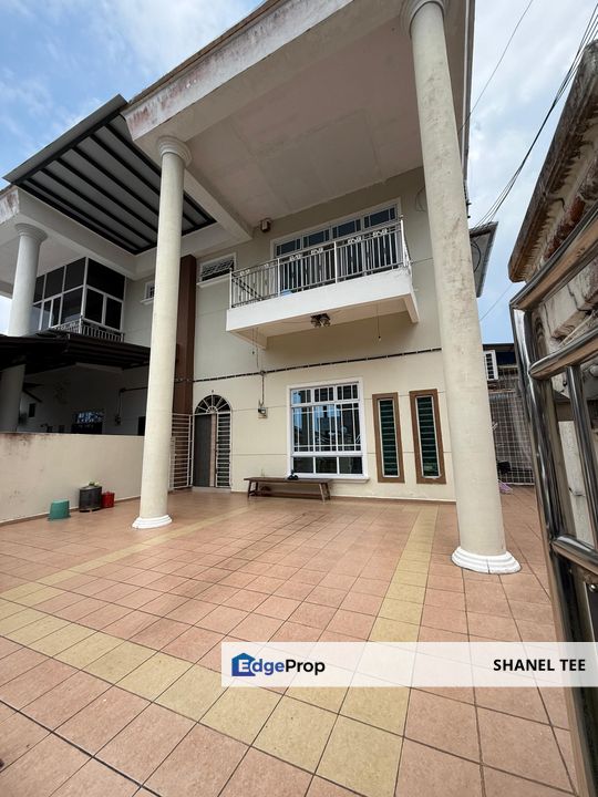 Taman Seri Suria Kluang Double Storey Semi Detached House For Sale, Johor, Kluang