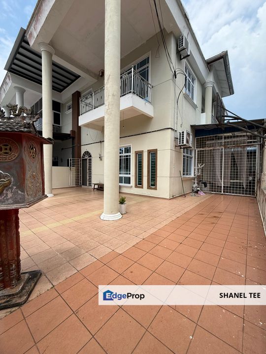 Taman Seri Suria Kluang Double Storey Semi Detached House For Sale, Johor, Kluang