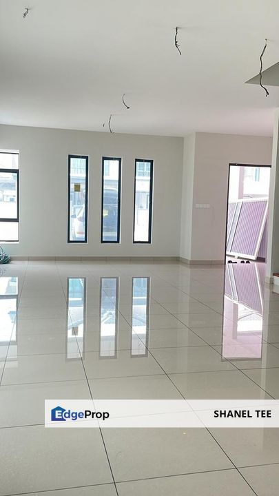 Taman Tasik Indah Kluang Double Storey House For Sale End Lot, Johor, Kluang