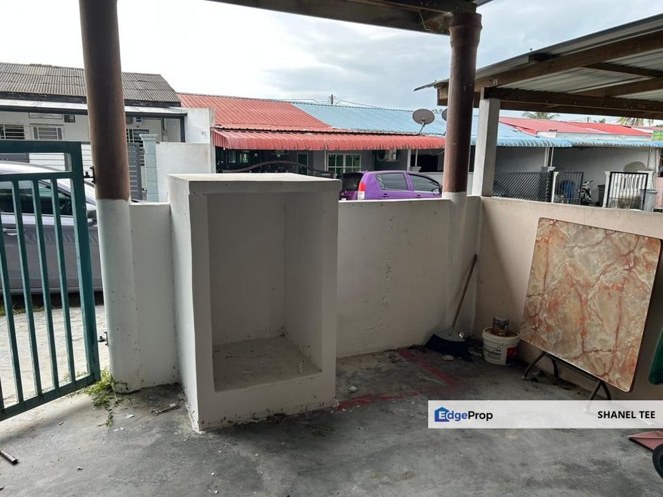 Taman Puteri Kluang Single Storey Low Cost House For Sale, Johor, Kluang
