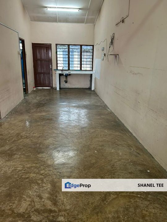 Taman Puteri Kluang Single Storey Low Cost House For Sale, Johor, Kluang