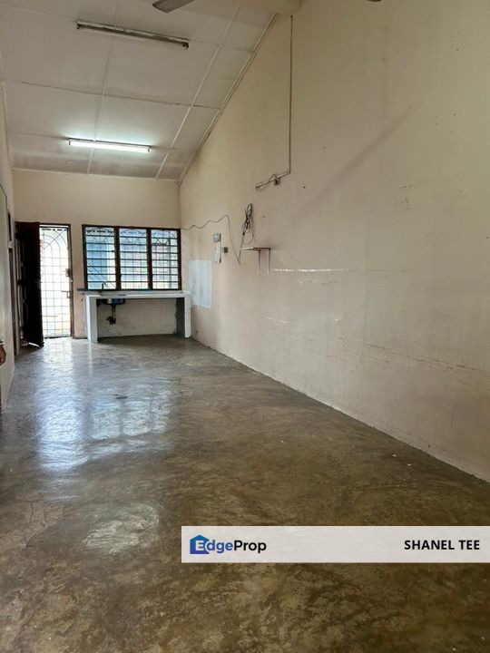 Taman Puteri Kluang Single Storey Low Cost House For Sale, Johor, Kluang