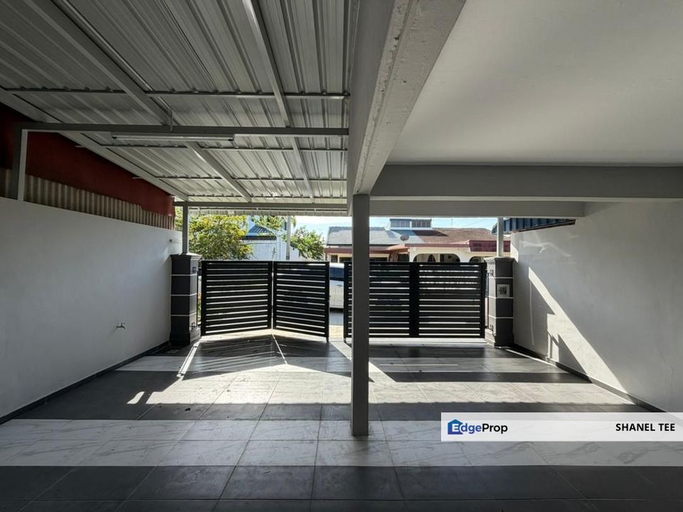 Taman Kurnia Kluang Single Storey Terrace House For Sale, Johor, Kluang