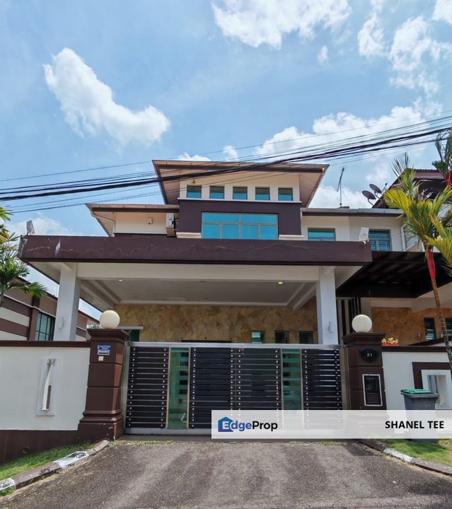 Taman Kluang Setia Double Storey Semi Detached House For Sale, Johor, Kluang
