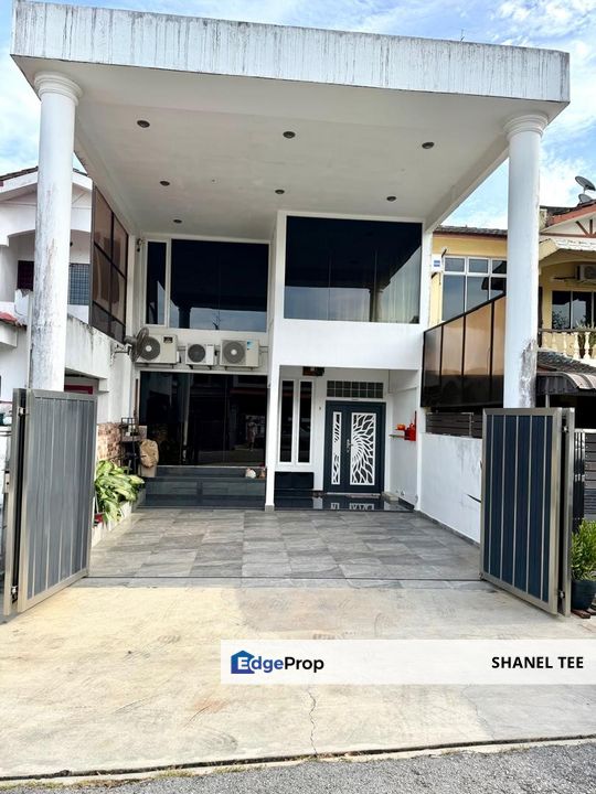 Taman Kluang Barat Double Storey Terrace House For Sale, Johor, Kluang