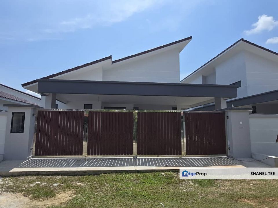 Kluang Single Storey Bungalow For Sale, Johor, Kluang