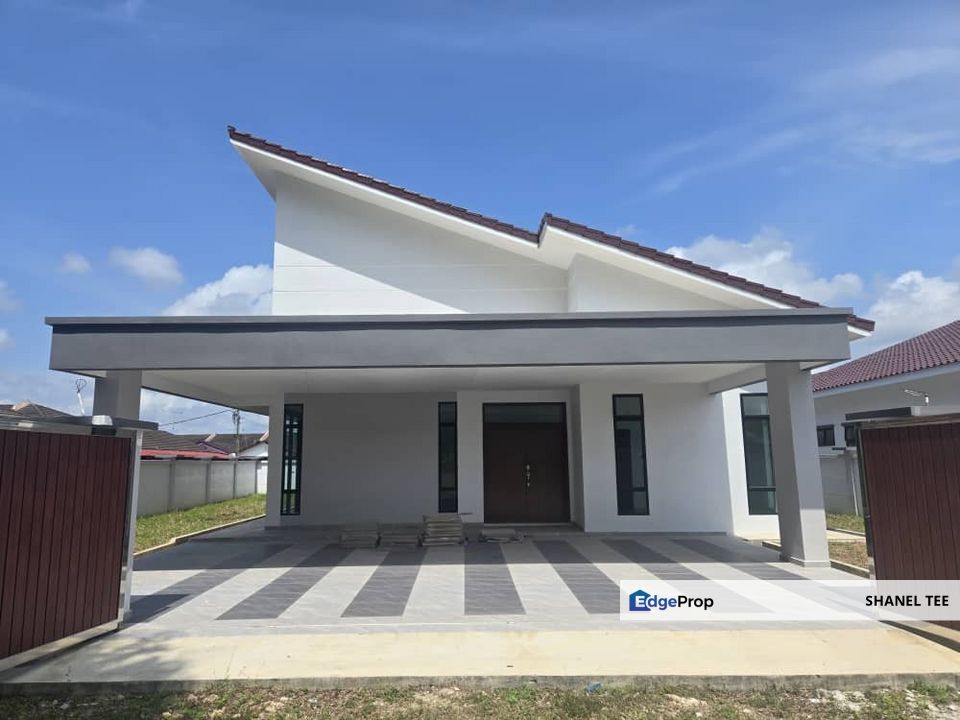 Kluang Single Storey Bungalow For Sale, Johor, Kluang