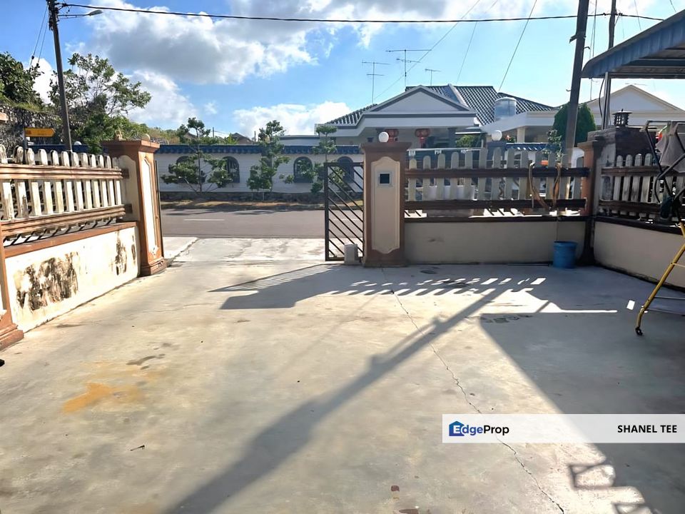 Taman Delima Single Story Terrace House For Sale, Johor, Kluang
