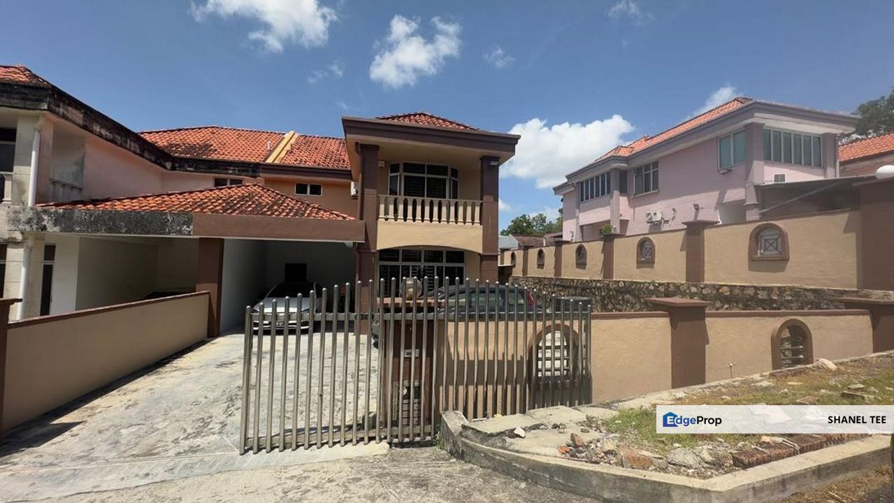 Taman Bahagia Kluang Double Storey Semi Detached House For Sale, Johor, Kluang