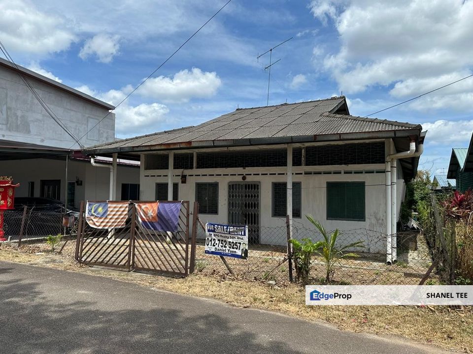 Jalan Kampung Paya Kluang Single Storey Bungalow For Sale, Johor, Kluang