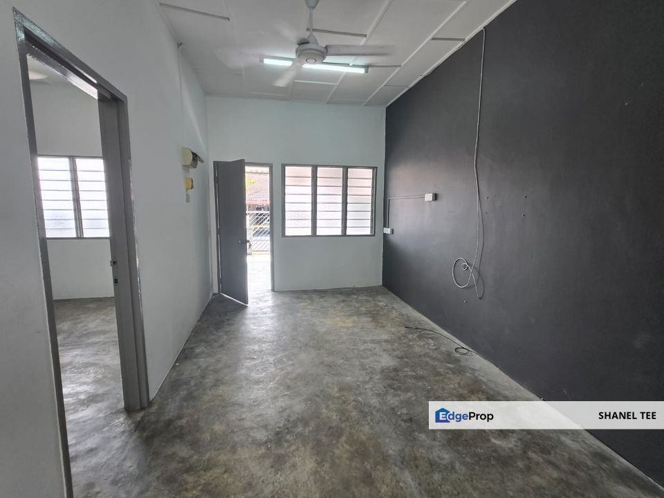 Taman Delima Single Storey Terrace House For Sale, Johor, Kluang