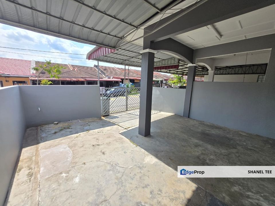 Taman Delima Single Storey Terrace House For Sale, Johor, Kluang