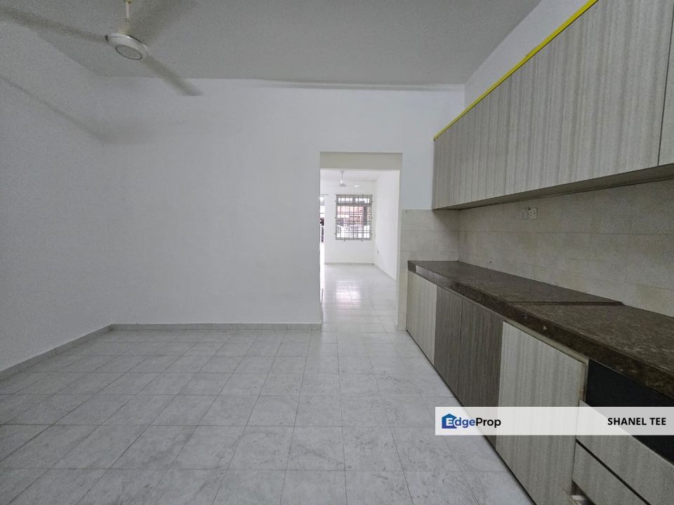 Taman Sri Kluang Double Storey House For Sale, Johor, Kluang