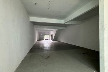 Double Storey Shop in Taman Delima 3, Johor For Sale