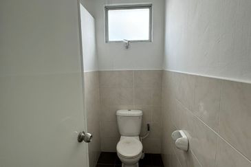 Double Storey Shop in Taman Delima 3, Johor For Sale