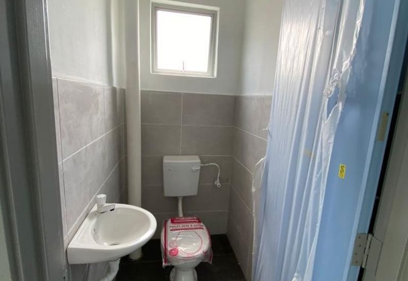 Double Storey Shoplot in Taman Saujana, Kluang Johor For Sale