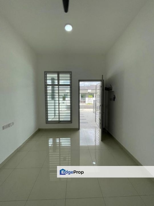 Single Storey Terrace House in Taman Saujana, Johor For Sale, Johor, Kluang