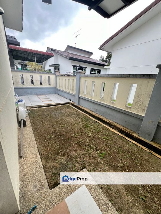 Single Storey Bungalow in Bandar Seri Impian, Johor For Sale, Johor, Kluang