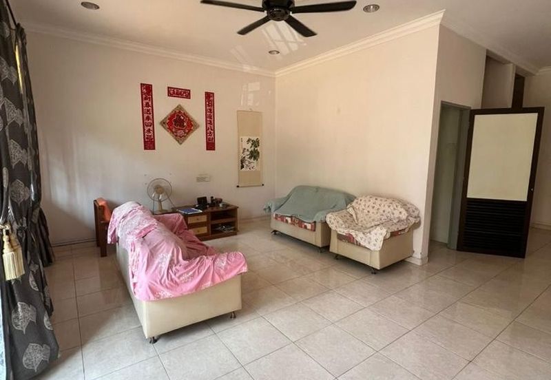 Double Storey Terrace House in Taman Sri Indah, Kluang Johor For Sale