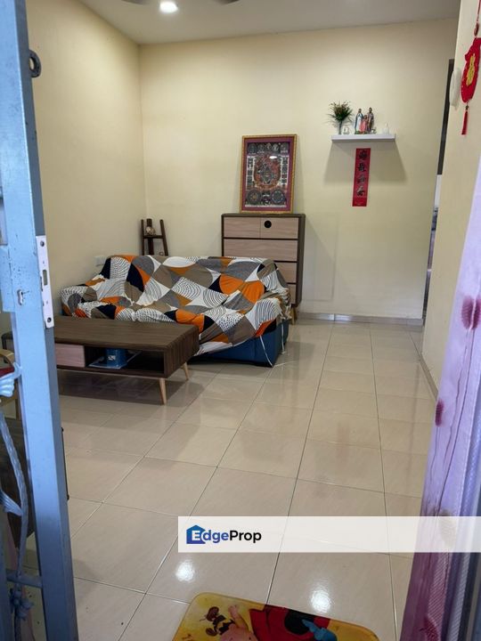 Taman Sri Kluang Single Storey Terrace House For Sale, Johor, Kluang