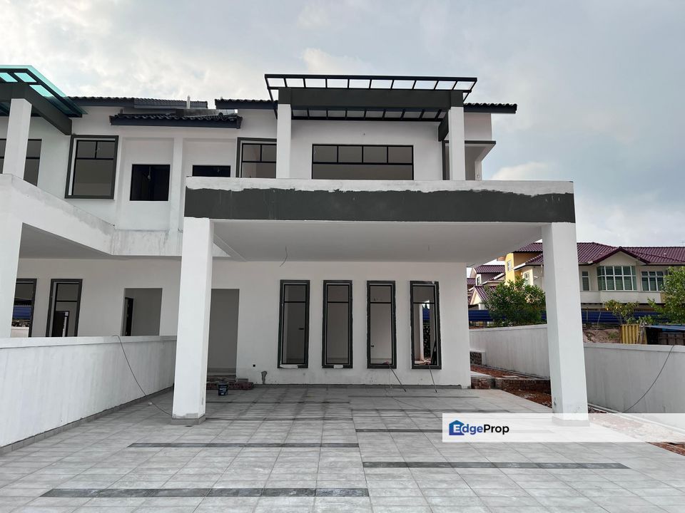 Taman Suria Indah Kluang Double Storey Semi D For Sale, Johor, Kluang