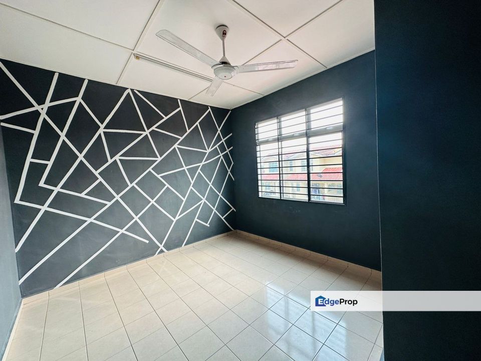 Taman Saujana Kluang Double Storey House For Rent, Johor, Kluang