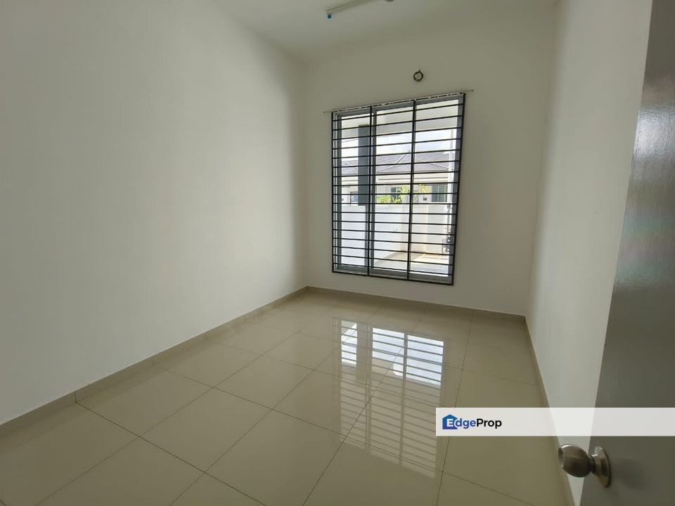 Taman Saujana Single Storey House For Sale, Johor, Kluang