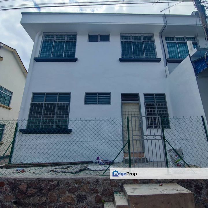Taman Sri Kluang Double Storey Terrace House For Sale, Johor, Kluang