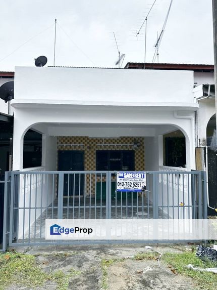 Taman Megah Johor Double Story House For Rent, Johor, Kluang