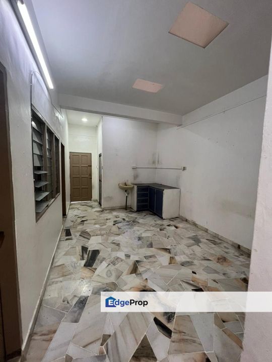 Taman Megah Kluang Single Storey House For Sale , Johor, Kluang