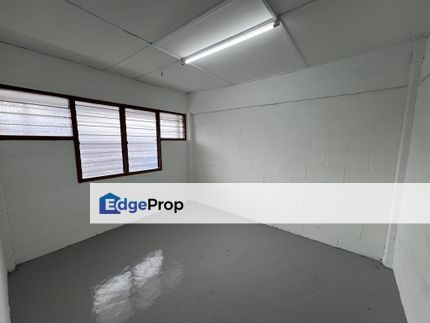 Full loan, newly renovated, newly painted, good condition, Selangor, Shah Alam