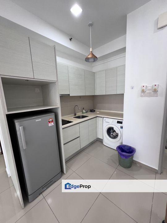 2bedroom 1bathroom, fully furnished, newly painted, new furniture, Selangor, Shah Alam