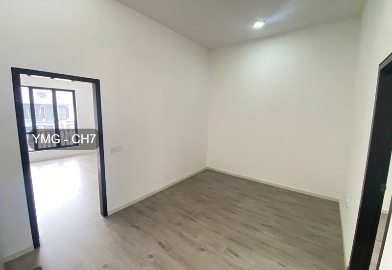 Nadira 3 @ Bukit Raja