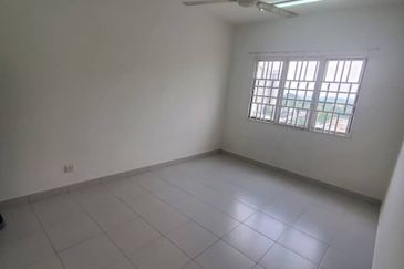 Seri Intan Apartment