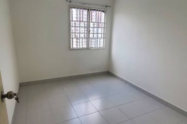 Seri Intan Apartment