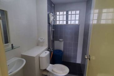 Seri Intan Apartment