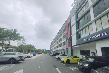 Plaza Se Ruang, Eco Sanctuary Shop for Rent, many unit available