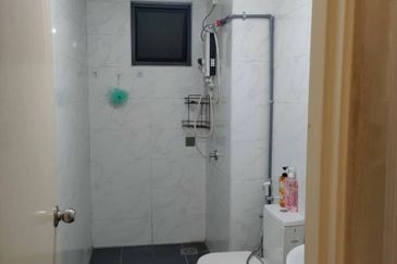 Vista Alam Serviced Apartment