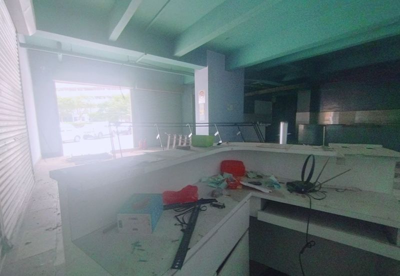 Ground Floor Corner Lot Alam Sanjung Section 22 Shah Alam for Rent