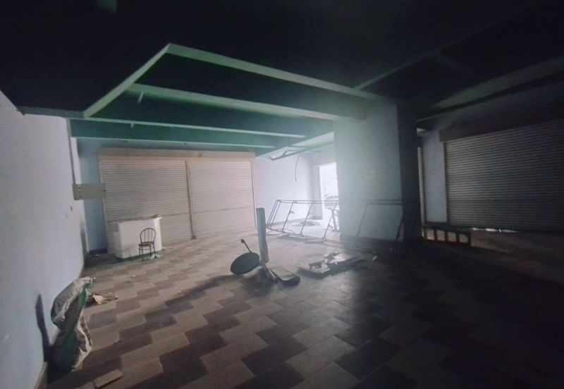 Ground Floor Corner Lot Alam Sanjung Section 22 Shah Alam for Rent