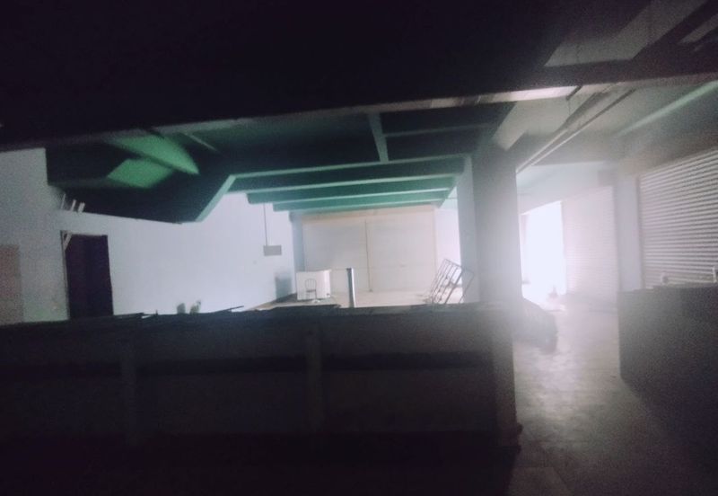 Ground Floor Corner Lot Alam Sanjung Section 22 Shah Alam for Rent