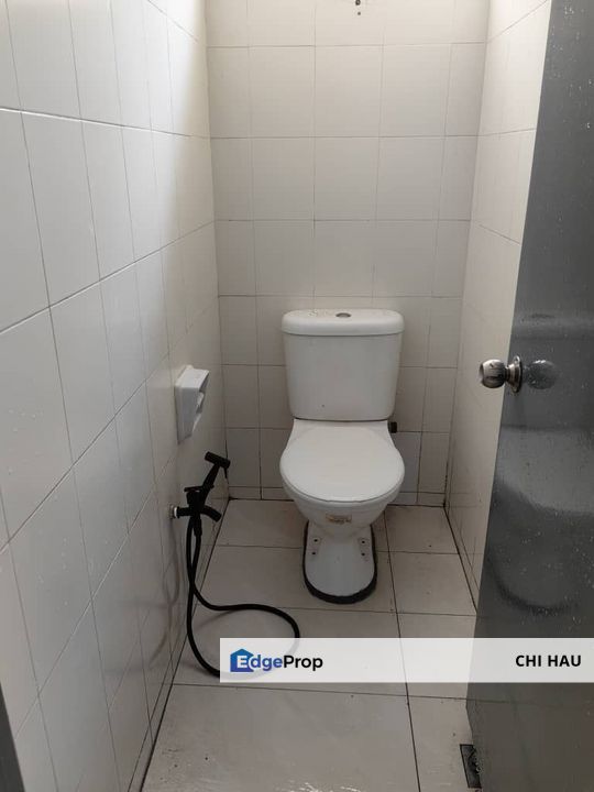 Ready move in & refurbish Bukit Raja Klang Ground Floor Shoplot for Rent, Selangor, Bandar Bukit Raja