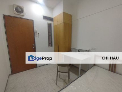 Mix unit room available for rent with Free Wifi and Water (R2), Selangor, Bandar Sunway