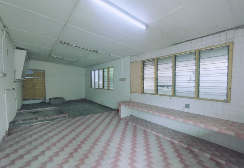 Jalan Bukit Kemuning