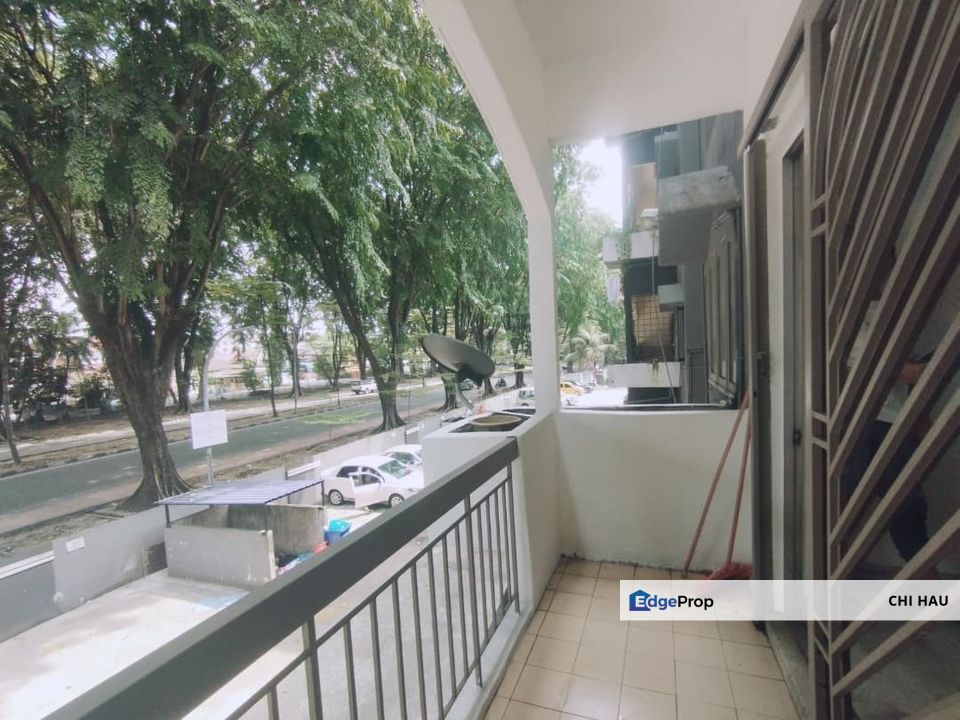 Limited Refurbished 2R 1B at Mediterranean Alora Taman Sri Muda for sale, Selangor, Shah Alam