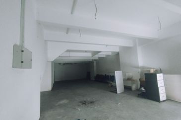 Ground Floor Shoplots at Alam Sanjung Section 22 Shah Alam for rent