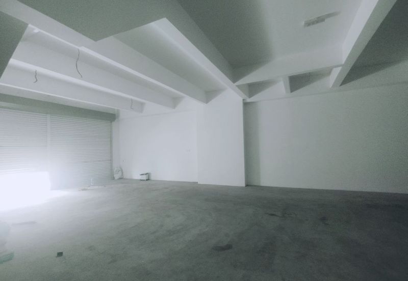 Intermediate Ground Floor Shoplots at Alam Sanjung Section 22 Shah Alam for rent